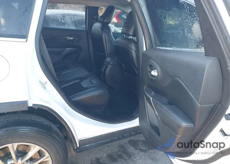 2019 Jeep Cherokee Latitude Plus 4X4 from USA, damaged, VIN 1C4PJMLX8KD359880